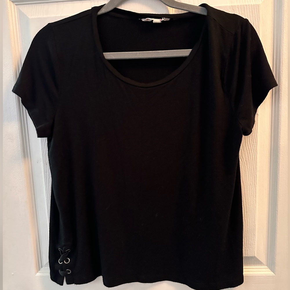 Pink Rose black top, large